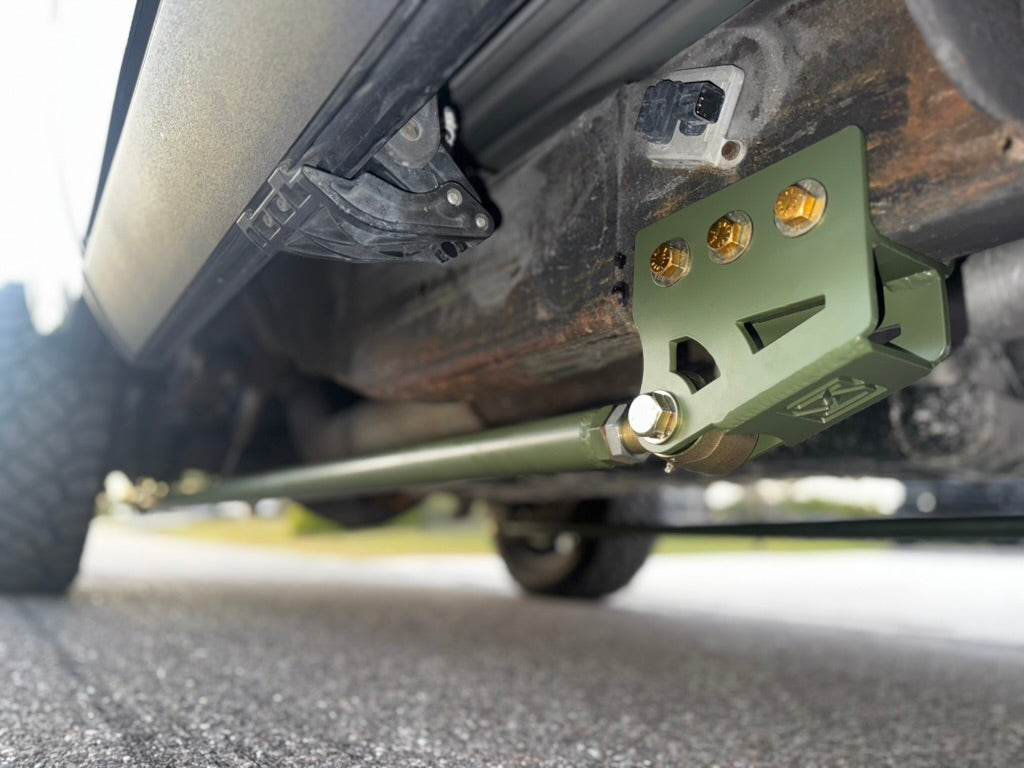 Bolt-On Traction Bars (2011–2019 GMC 2500/3500HD)