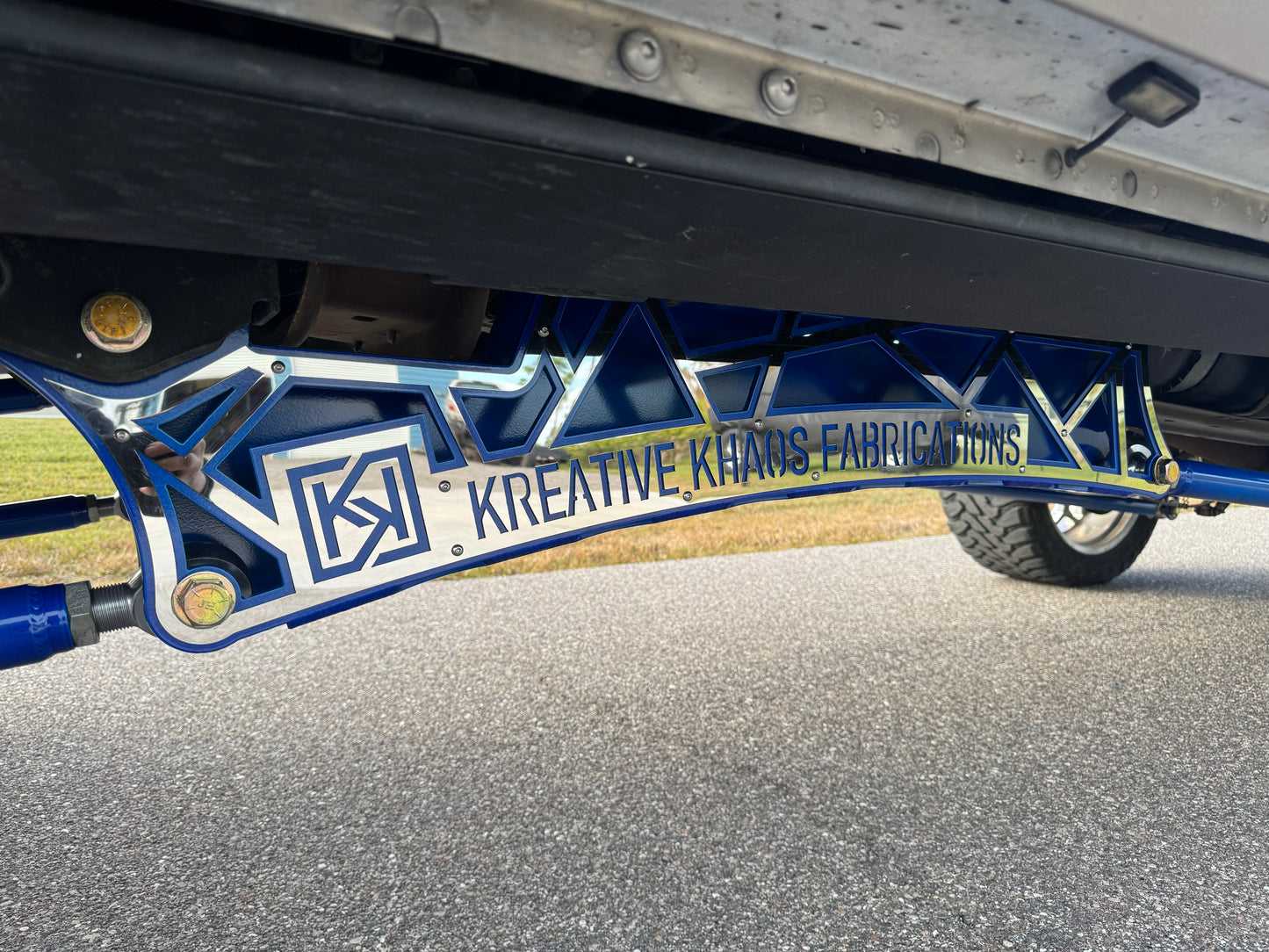 Mini Cradle With 4 Link & Traction Bar Kit